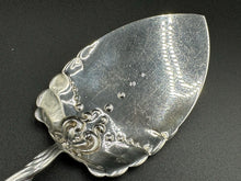 Load image into Gallery viewer, Lily of the Valley by Whiting Sterling Silver Pie Server w/ Decorated Blade