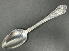 Load image into Gallery viewer, Reed & Barton Animals 3 Piece Silverplate Childs Set