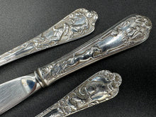 Load image into Gallery viewer, Reed & Barton Animals 3 Piece Silverplate Childs Set