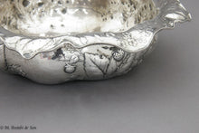 Load image into Gallery viewer, GORHAM MARTELE .9584 STERLING SILVER FRUIT BOWL C. 1917 #LRL