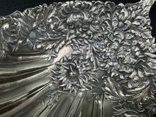 Load image into Gallery viewer, Chrysanthemum by Durgin Sterling Silver Cracker Scoop
