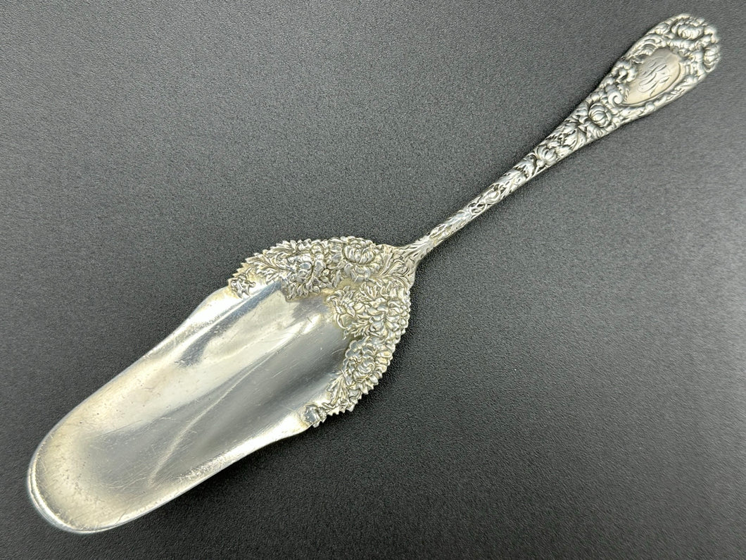 Chrysanthemum by Durgin Sterling Silver Jelly Cake Server