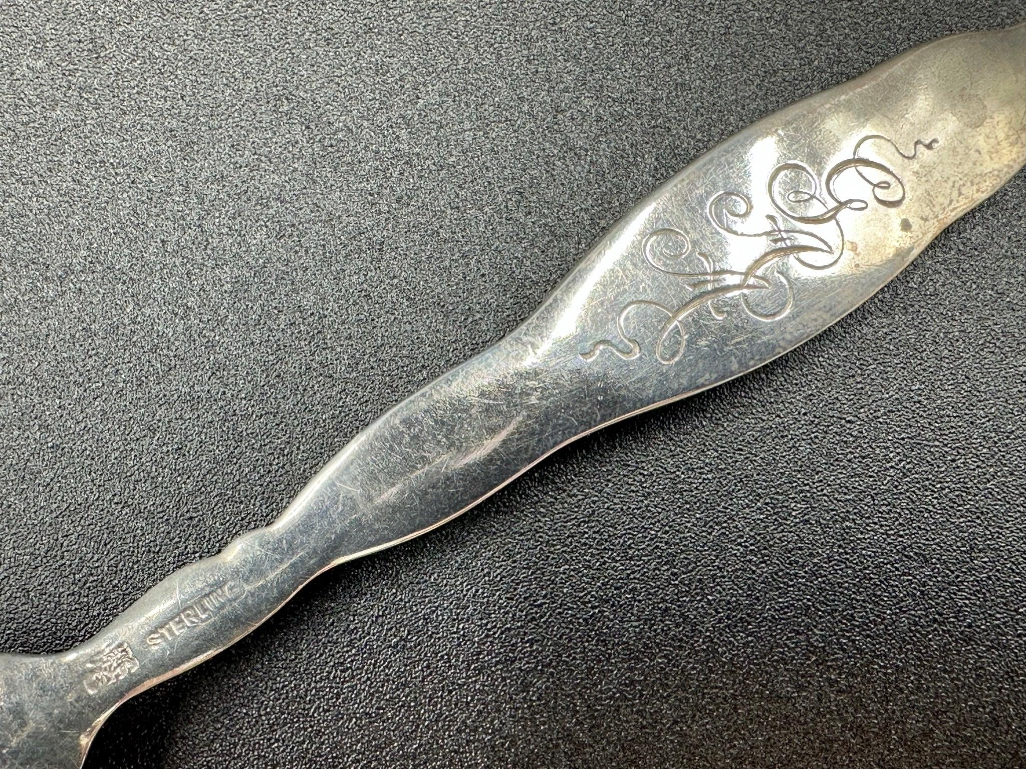 【 】純銀スプーンLily of the Valley Lily of the Valley by Whiting Sterling Silver Egg Spoon