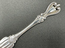Load image into Gallery viewer, Sterling Silver Cake Saw Old Colonial by Towle
