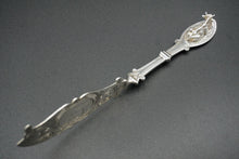 Load image into Gallery viewer, Ball, Black &amp; Co Sterling Silver Cow Butter Spreader
