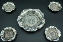 Load image into Gallery viewer, Sterling Silver Poppy Motif Candy Dish Set

